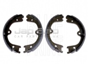 Hand Brake Brake Shoes Nissan Elgrand E51 VQ35DE 3.5i V6 2002-2004 